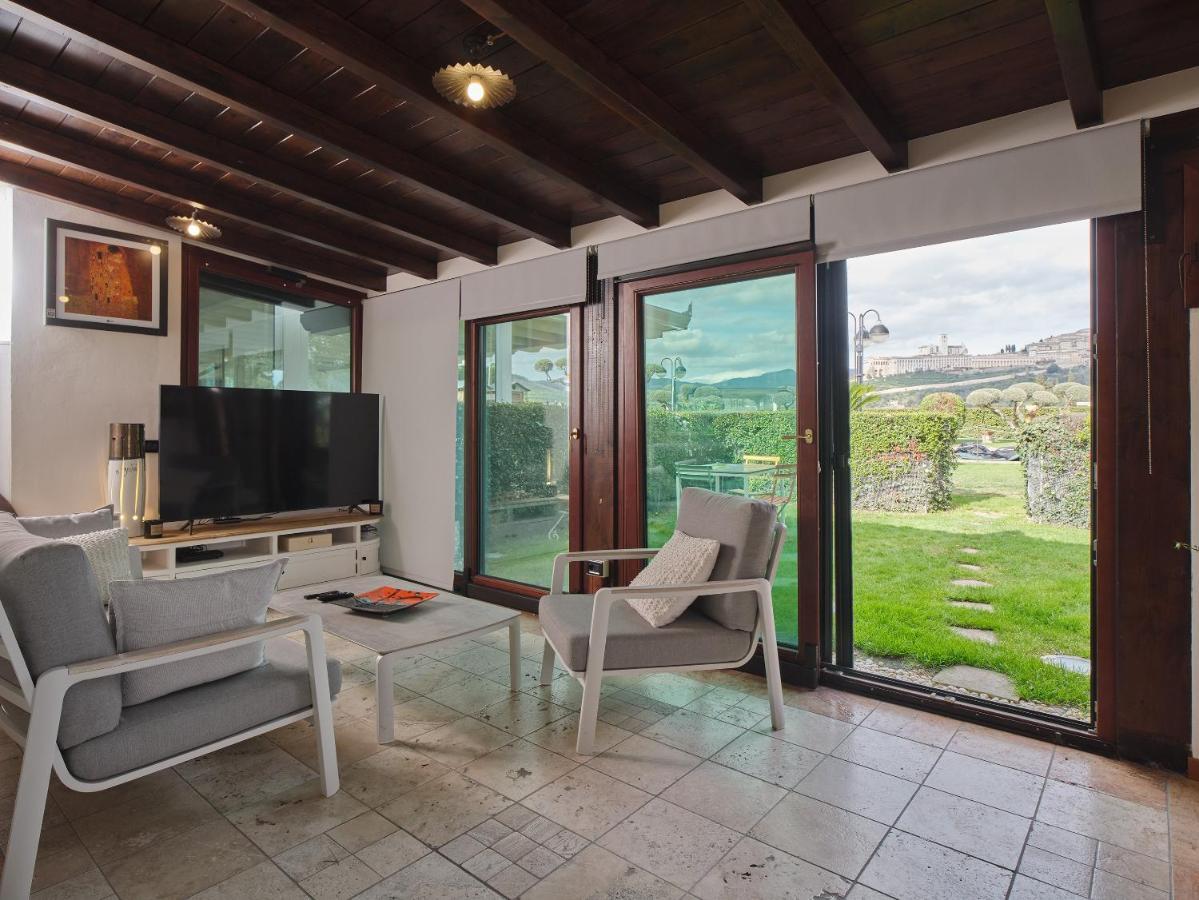 לינה וארוחת בוקר Unica Assisi Agri-Charming House מראה חיצוני תמונה