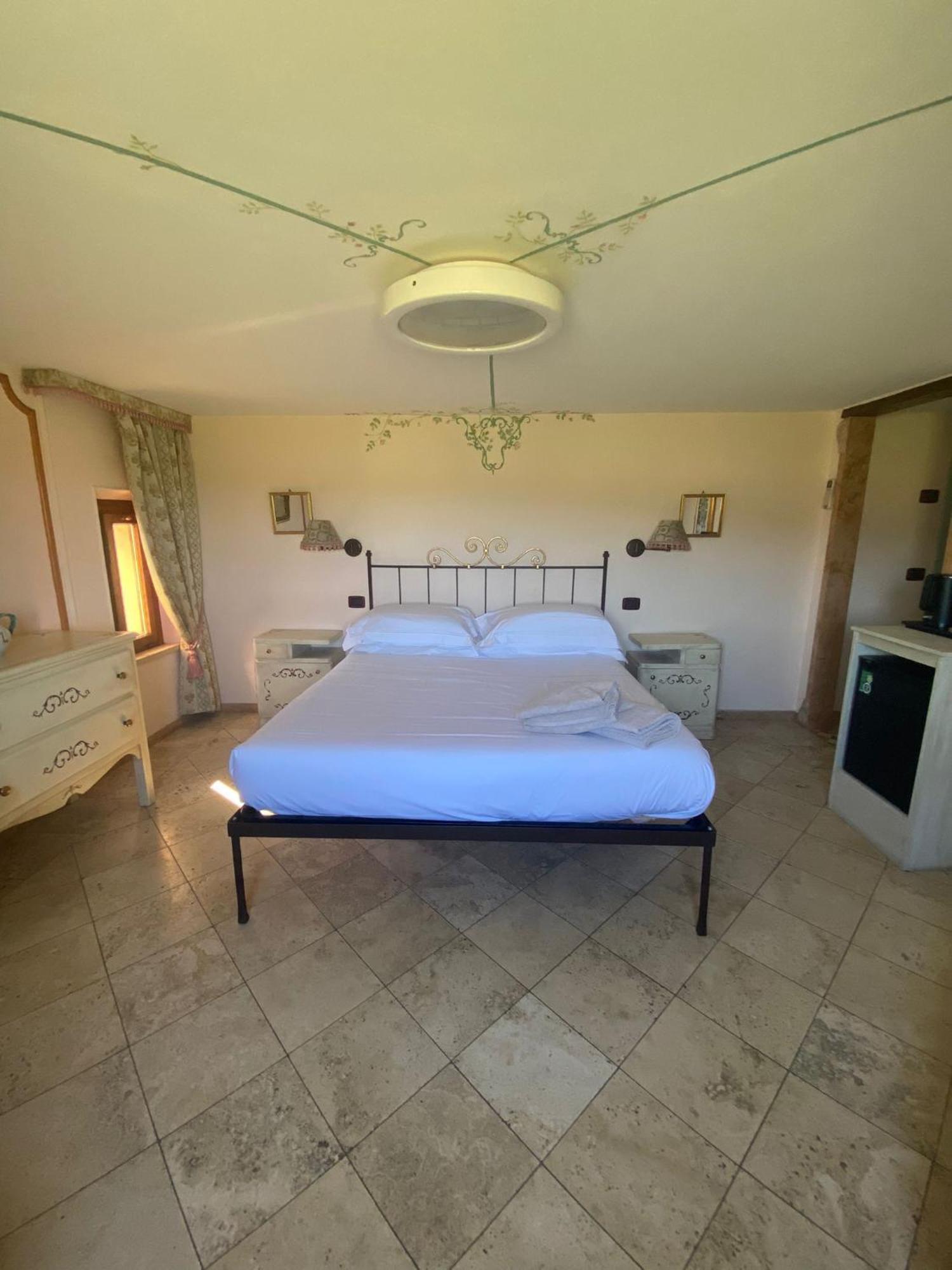 לינה וארוחת בוקר Unica Assisi Agri-Charming House מראה חיצוני תמונה