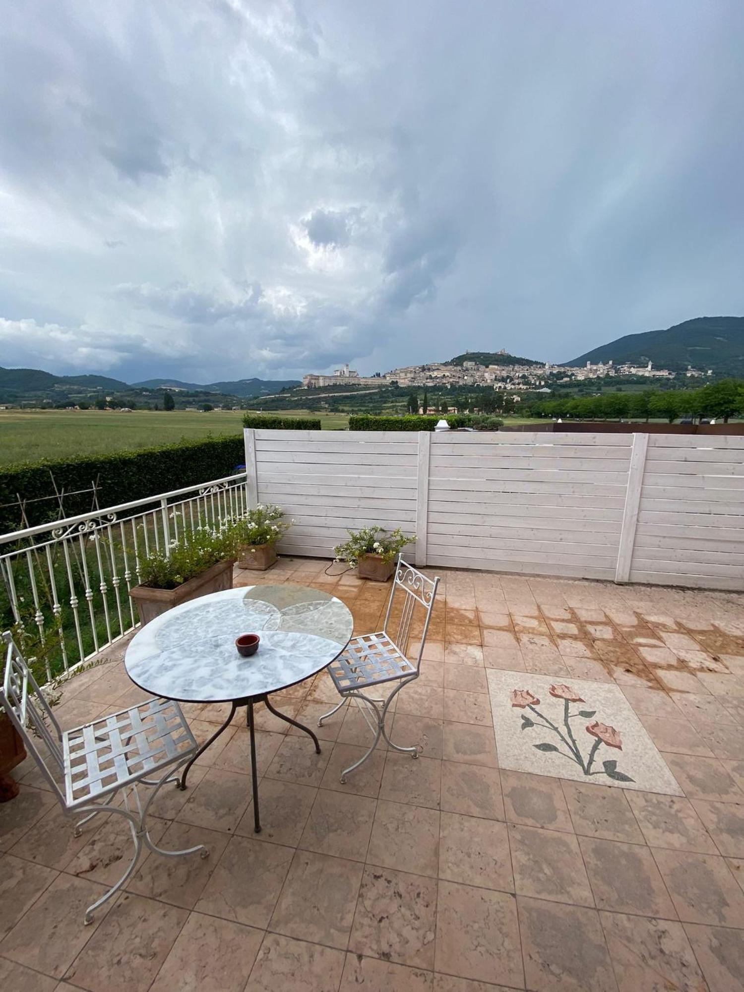 לינה וארוחת בוקר Unica Assisi Agri-Charming House מראה חיצוני תמונה