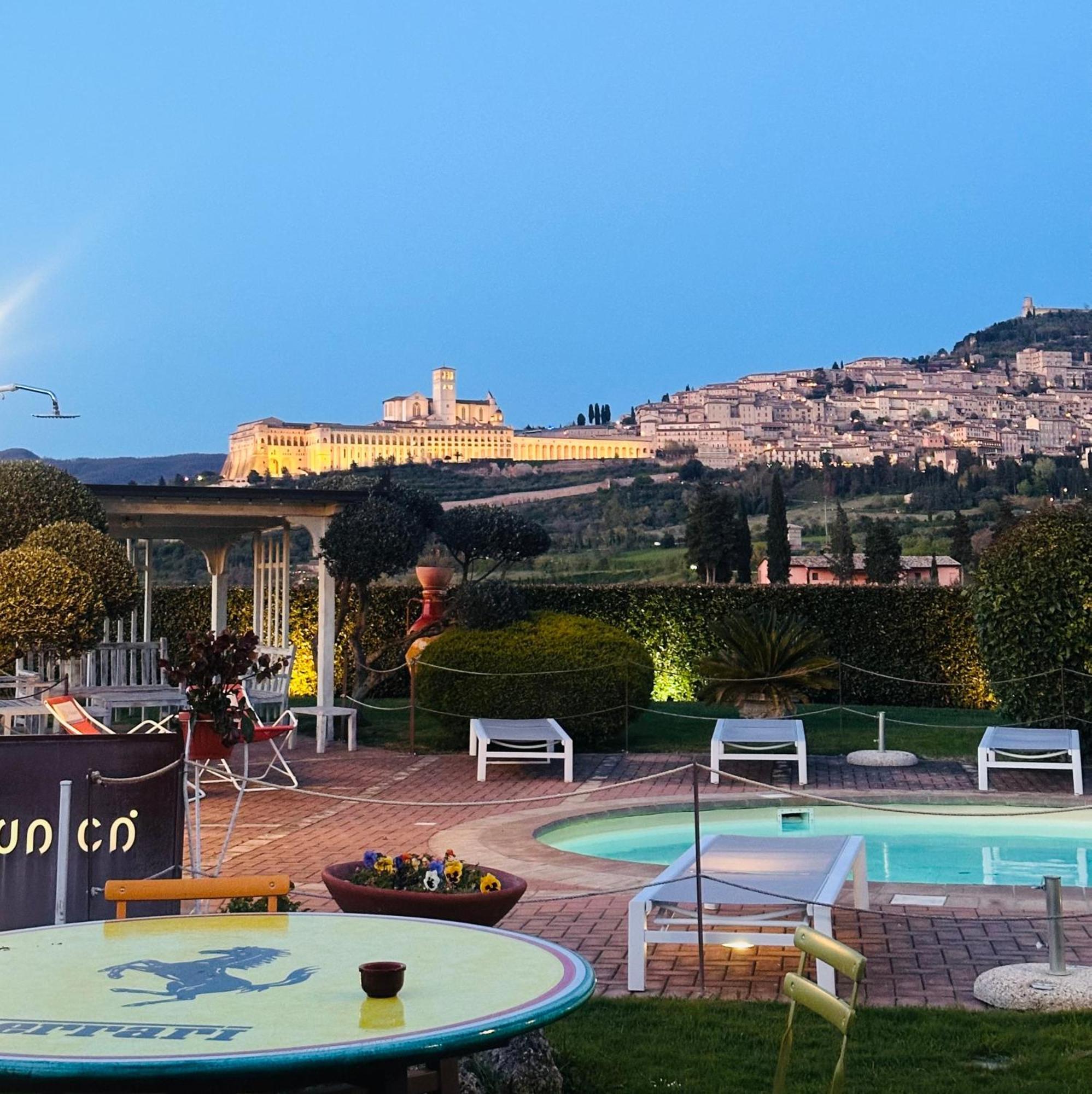 לינה וארוחת בוקר Unica Assisi Agri-Charming House מראה חיצוני תמונה